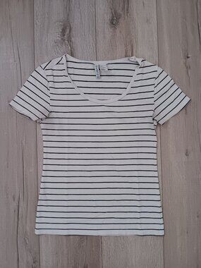 Divided by H&M Basic Black & White Striped T-Shirt Size S